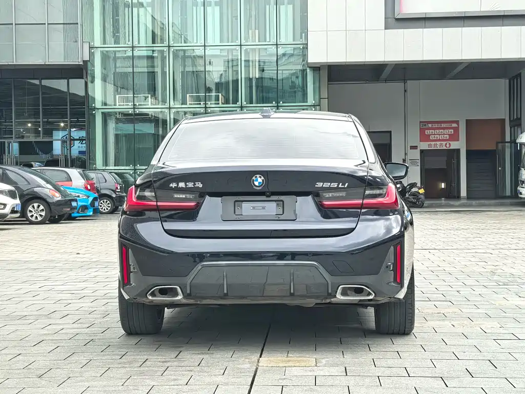 BMW 3 Series 3 2025 325Li M Sport