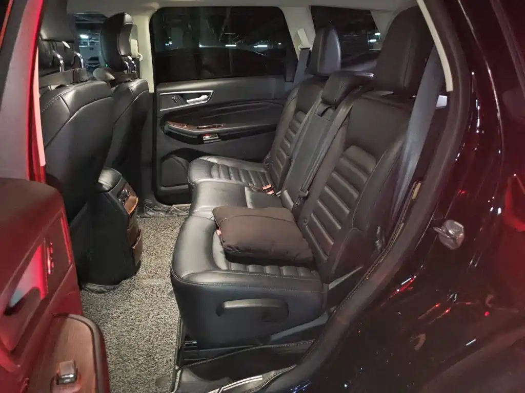 Ford Edge — миниатюра 13