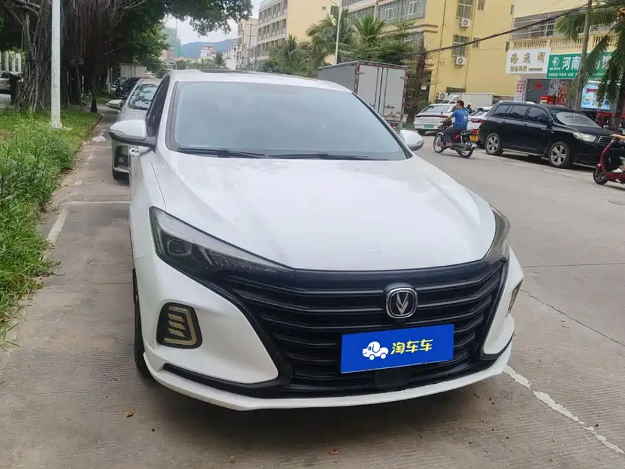 Changan Eado — миниатюра 2