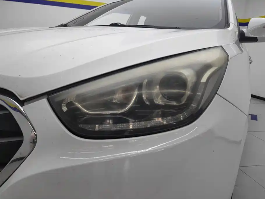 Hyundai BAIC Hyundai ix35 ix35 2015 2.0L AT IV