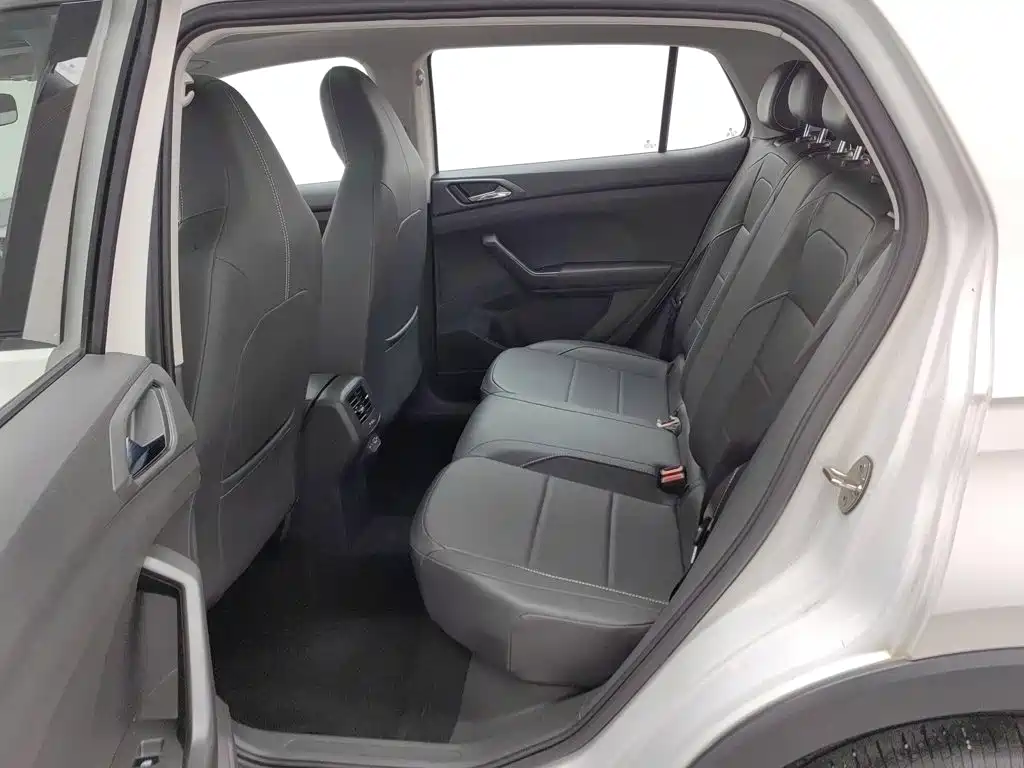 Volkswagen T-Cross — миниатюра 15