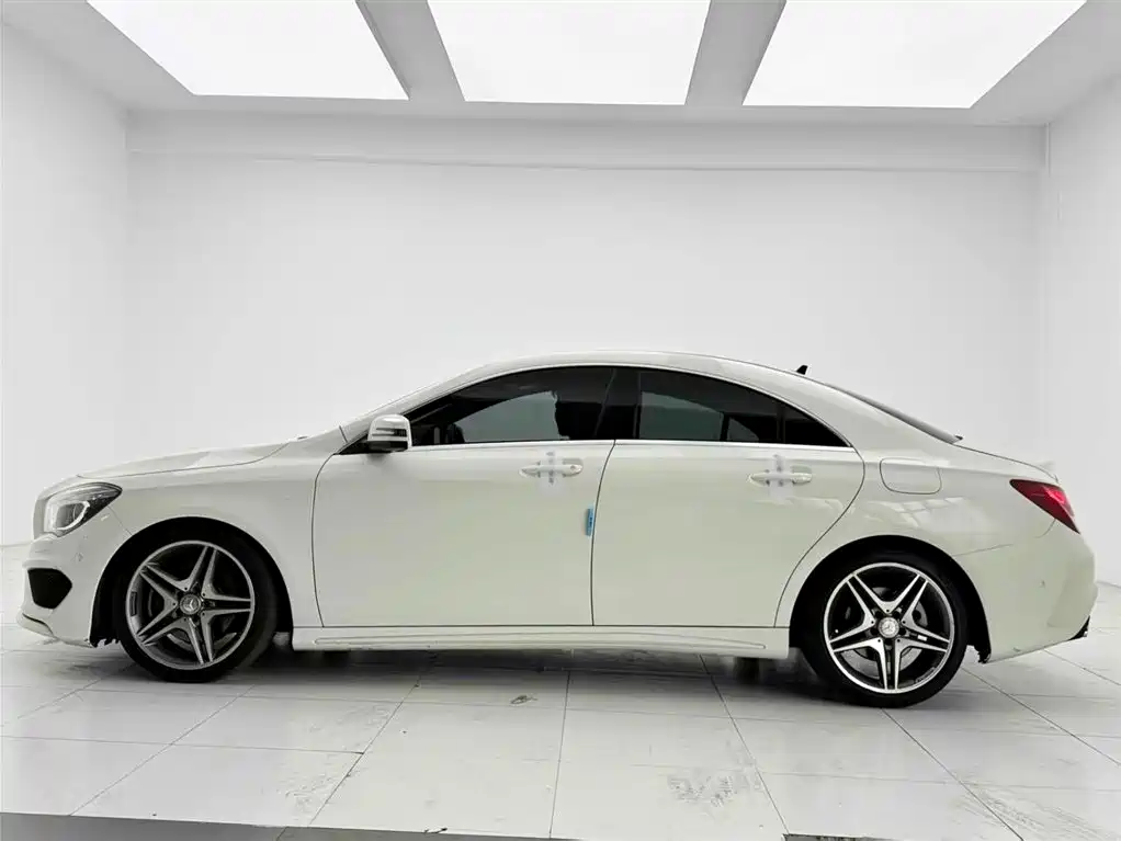 Mercedes-Benz CLA 2015 CLA 220 4MATIC