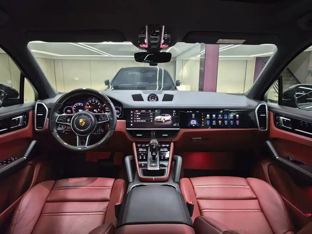 Porsche Cayenne — миниатюра 9