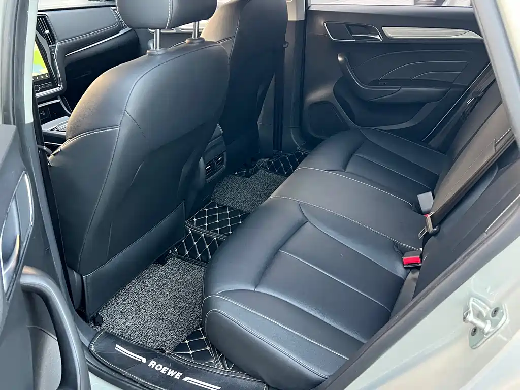 Roewe i6 New Energy — миниатюра 8