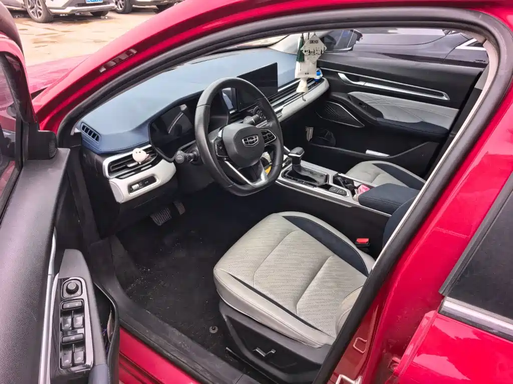 Geely Emgrand — миниатюра 8