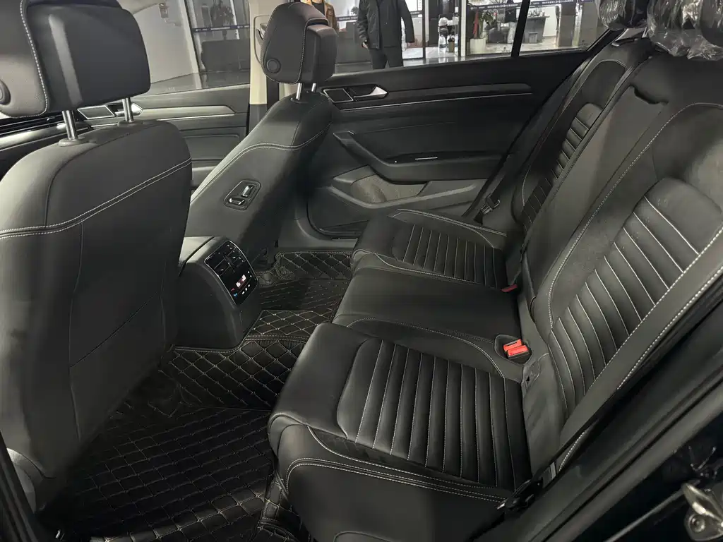 Volkswagen Magotan 2020 330TSI DSG Lead