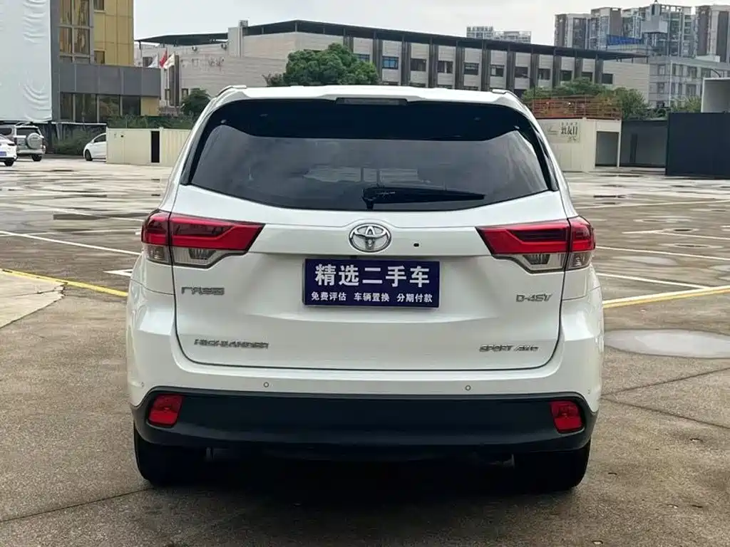 Toyota Highlander — миниатюра 8