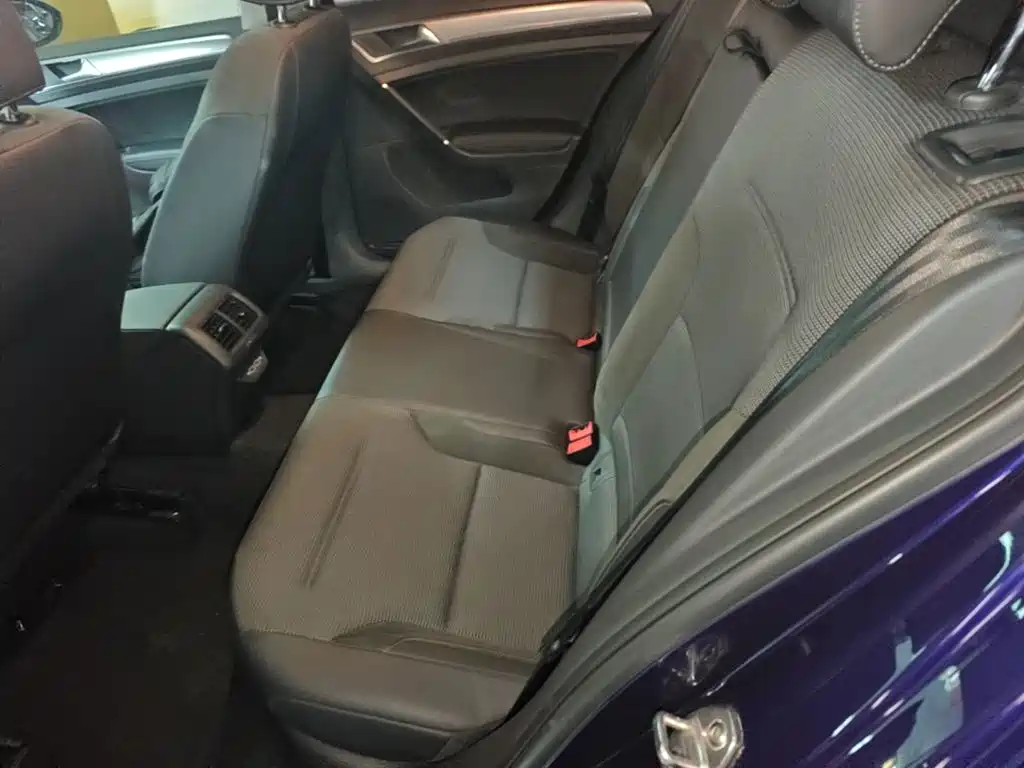 Volkswagen Golf — миниатюра 17