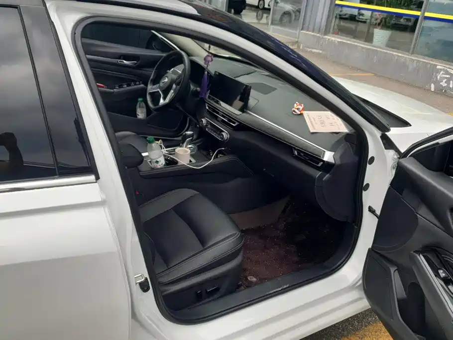 Nissan Teana — миниатюра 8