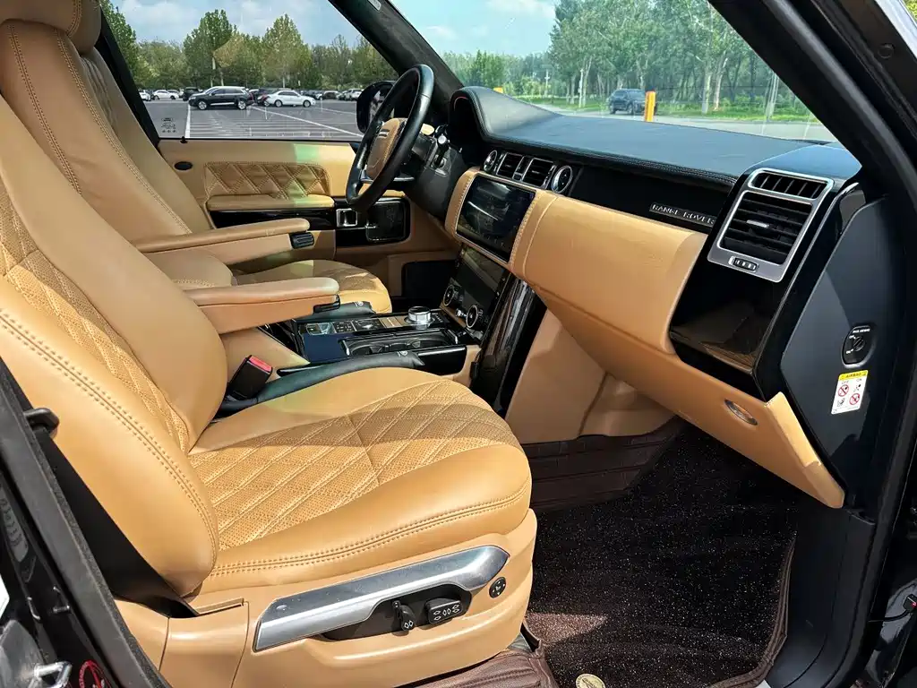 Land Rover Range Rover — миниатюра 7