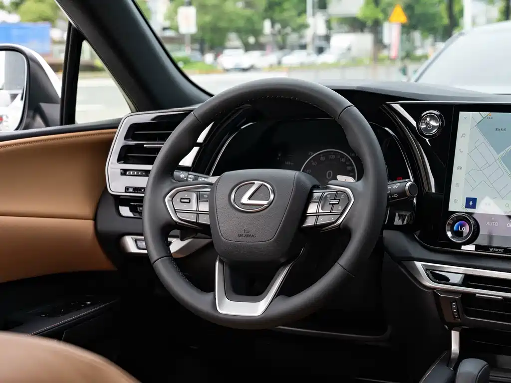 Lexus RX — миниатюра 14