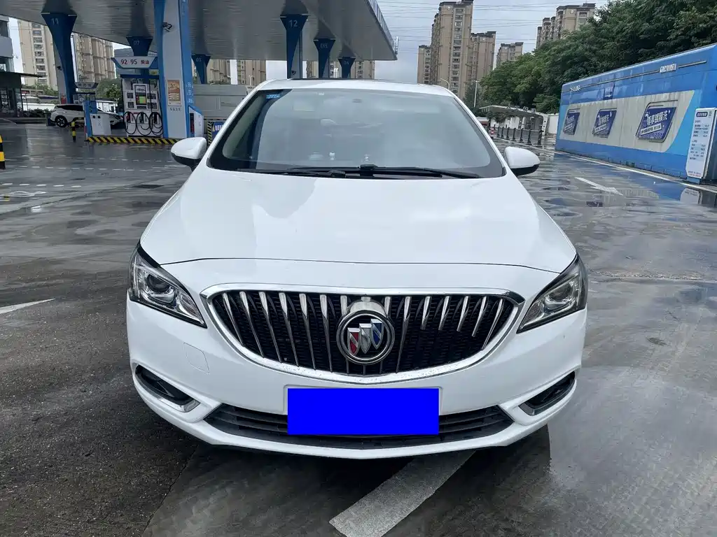 Buick Verano — миниатюра 7