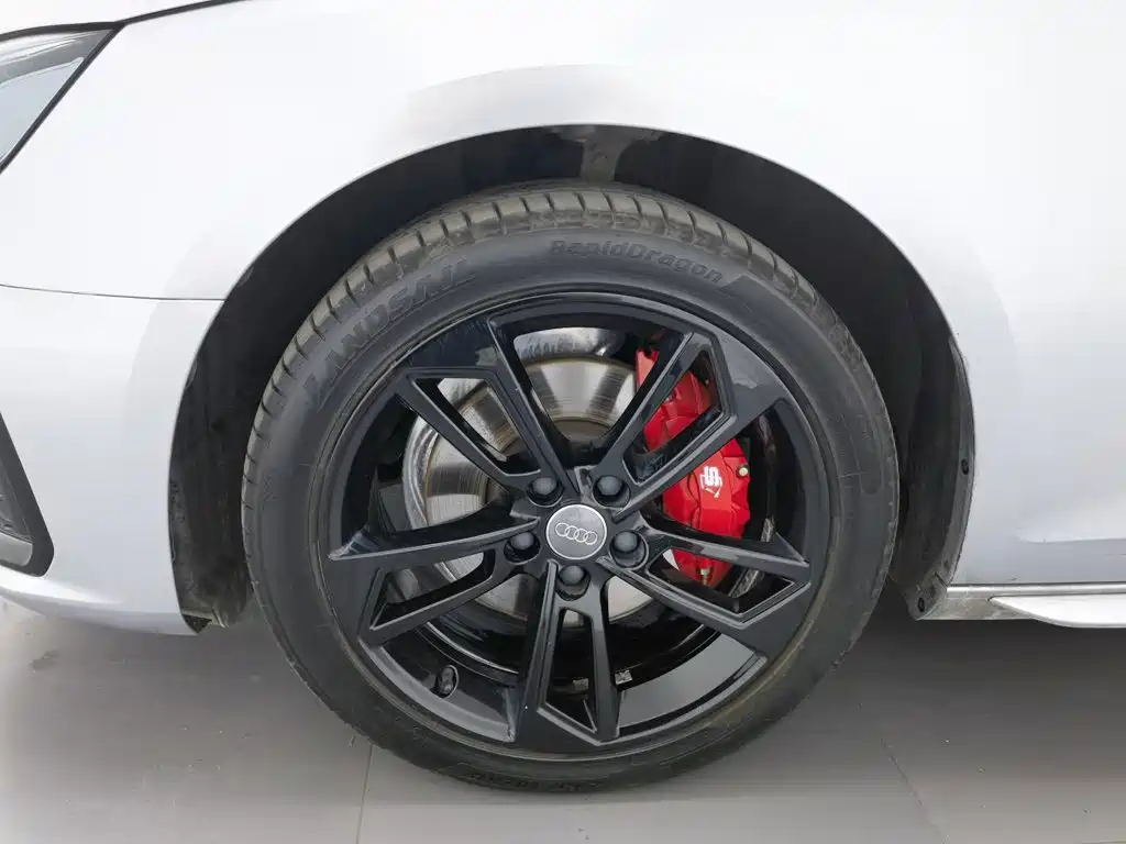 Audi A4L — миниатюра 17