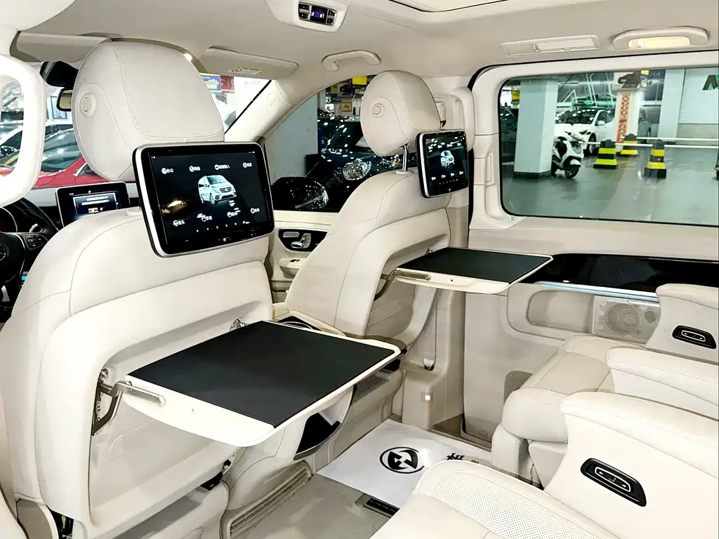 Mercedes-Benz V-Class V 2018 V 260 L Luxury Long Wheelbase VI