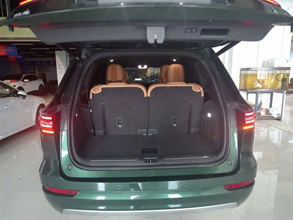 Li Auto ONE 2021 6 мест