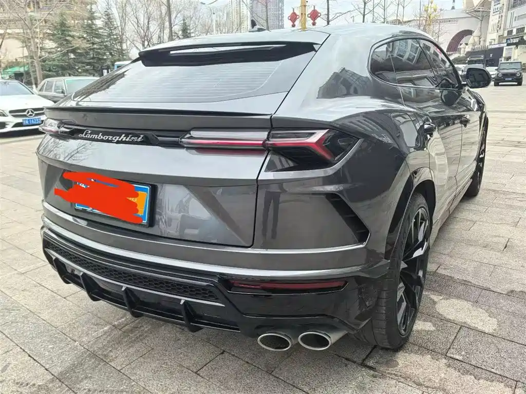 Lamborghini Urus 2023 4.0T V8 S