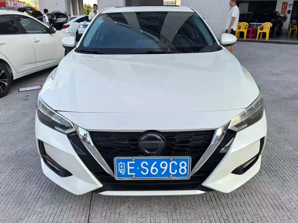 Nissan Sylphy 2020 1.6L XL CVT Enjoy