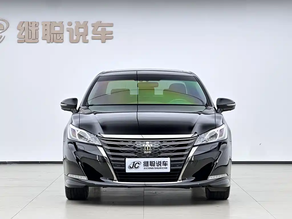 Toyota Crown 2018 2.0T Sport