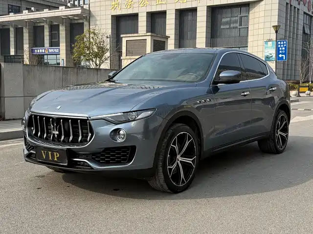 maserati levante