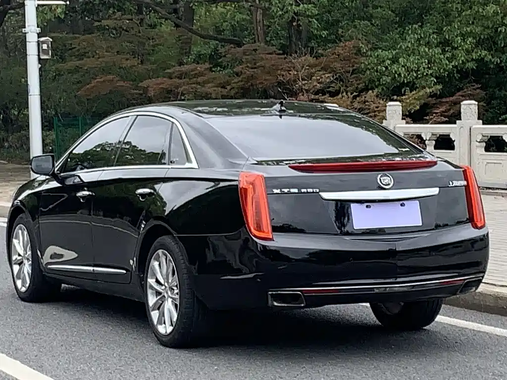 Cadillac XTS 2014 28T
