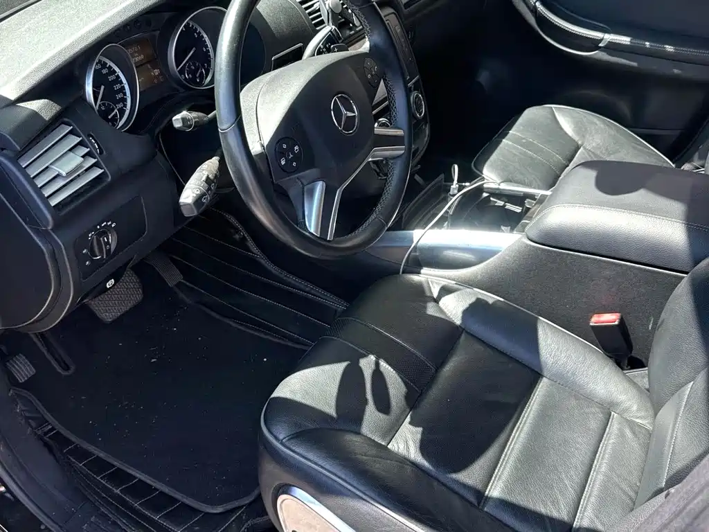 Mercedes-Benz R-Class — миниатюра 9