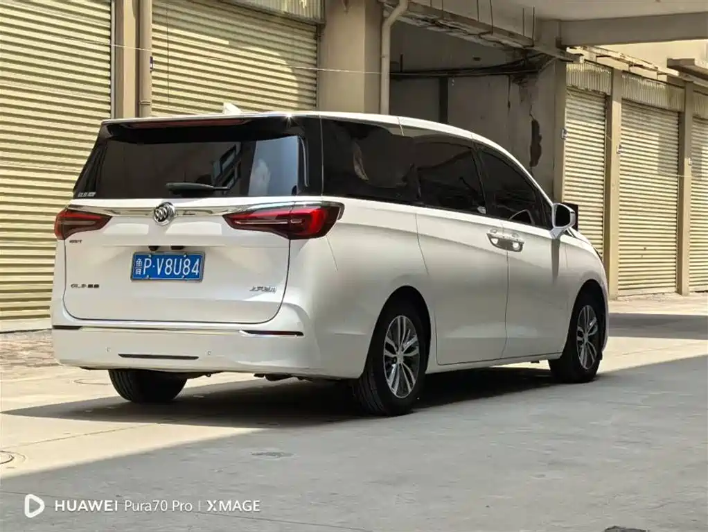 Buick GL8 2020 ES 653T Luxury