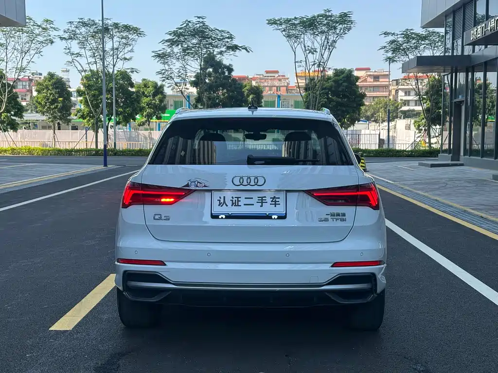 Audi Q3 — миниатюра 5