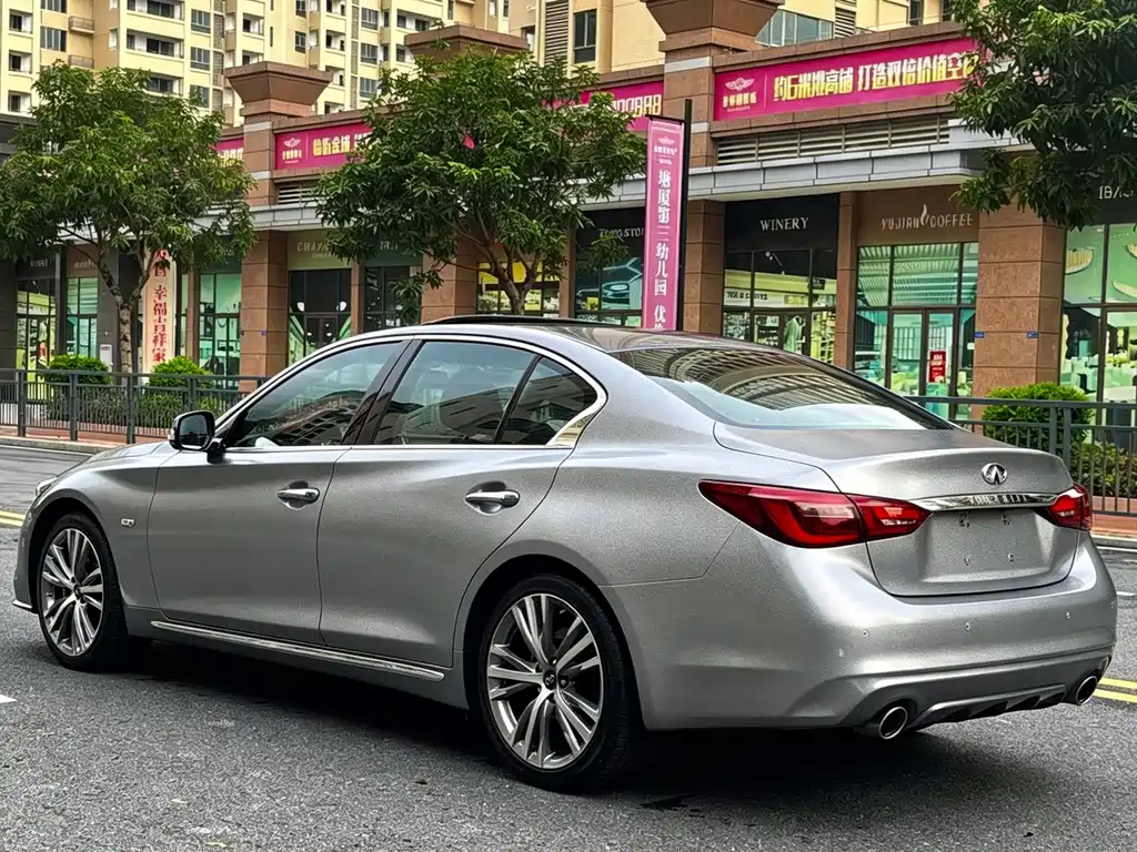 Infiniti Q50L — миниатюра 6