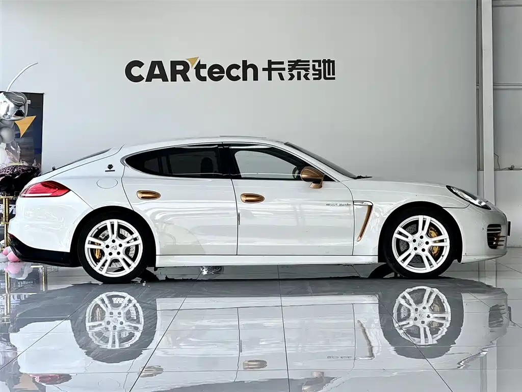 Porsche Panamera 2012 Panamera S Hybrid 3.0T