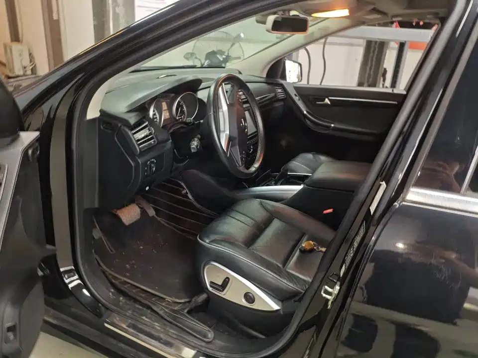 Mercedes-Benz R-Class — миниатюра 6