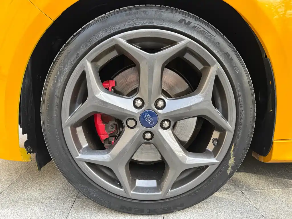 Ford Focus (Import) — миниатюра 13