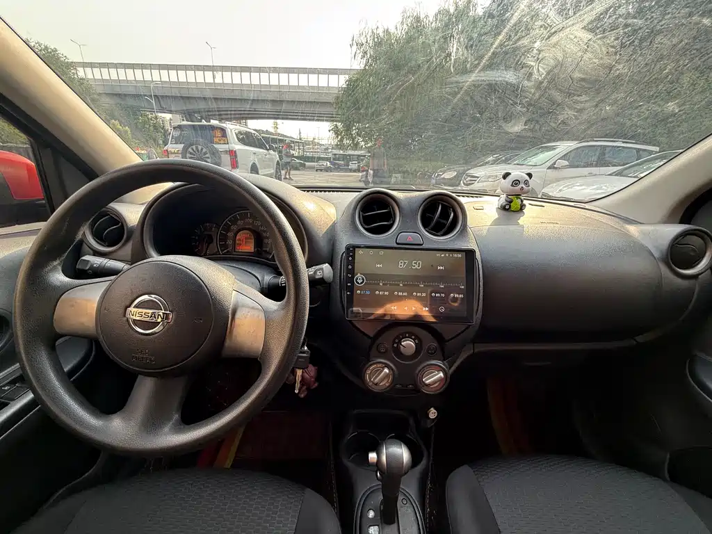 Nissan March — миниатюра 7