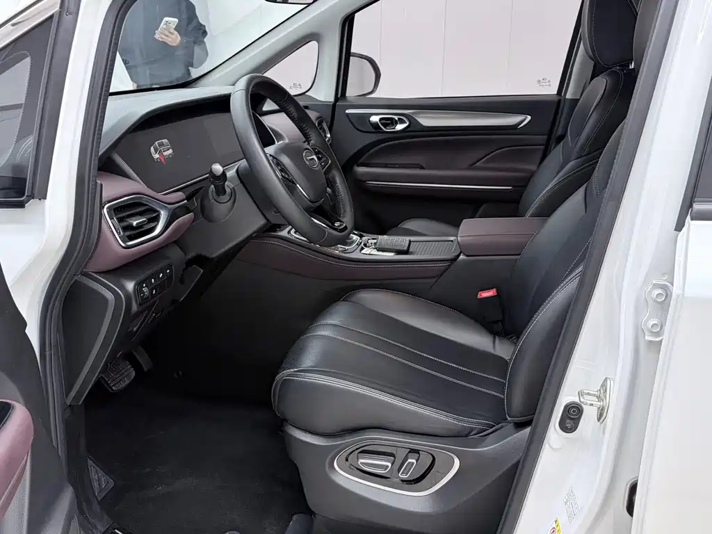 GAC Motor Trumpchi M6 — миниатюра 8