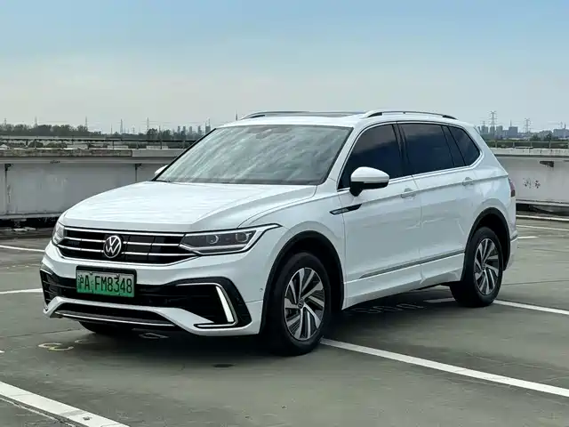 Volkswagen Tiguan L PHEV
