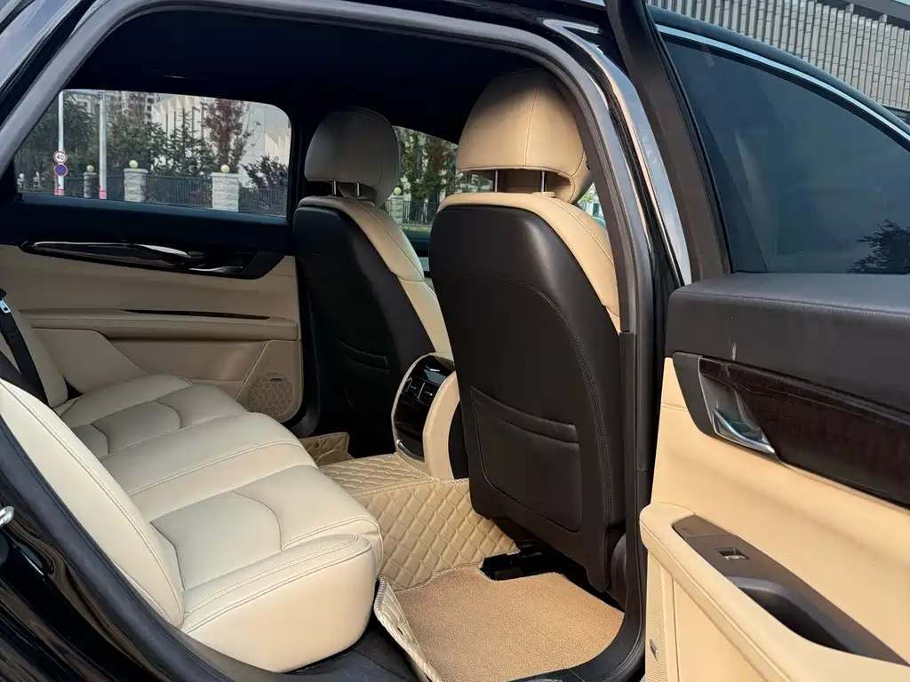 Cadillac CT6 — миниатюра 12