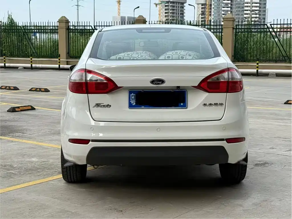 Ford Fiesta — миниатюра 4