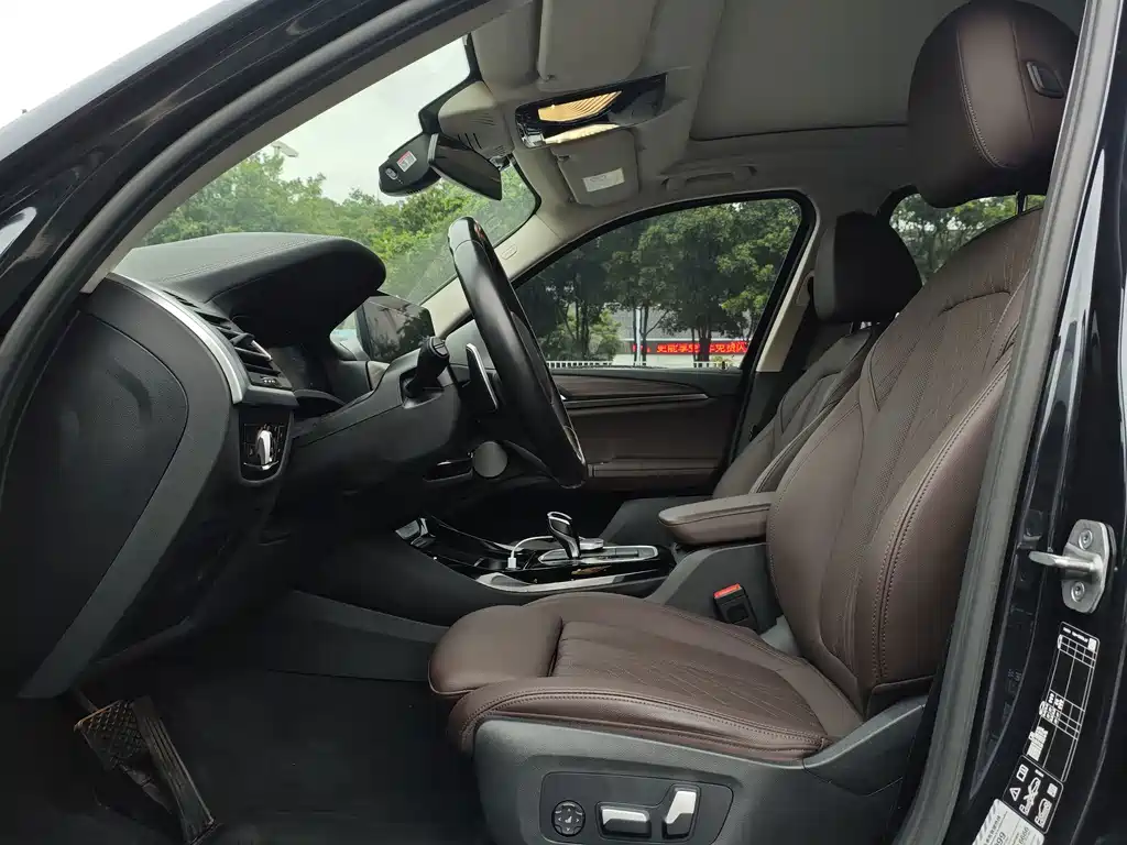 BMW X3 — миниатюра 6