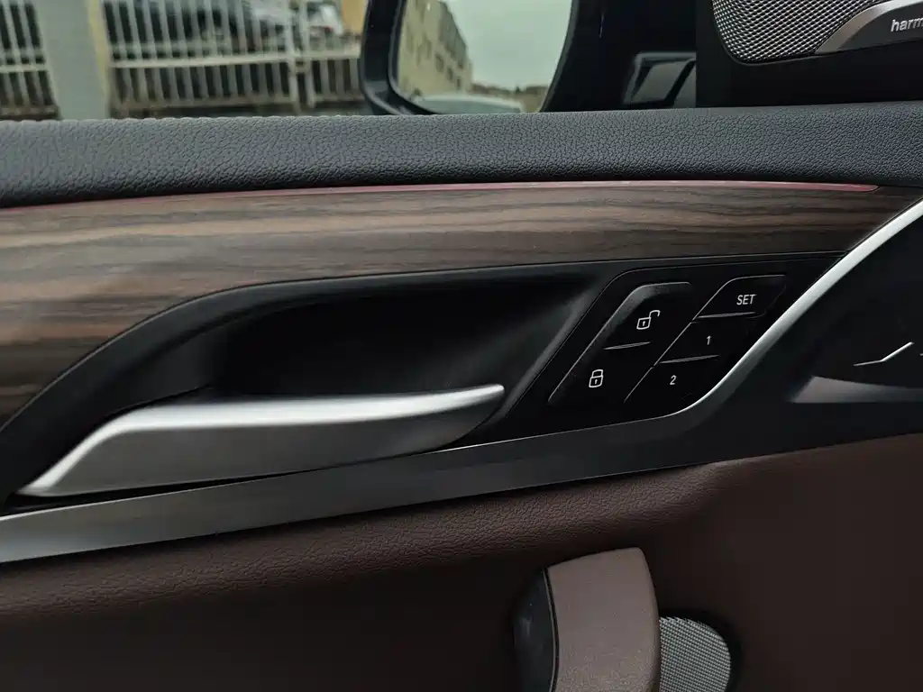 BMW X3 — миниатюра 12