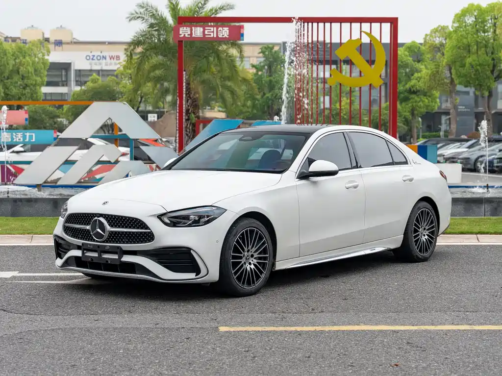 Mercedes-Benz C-Class 2022
