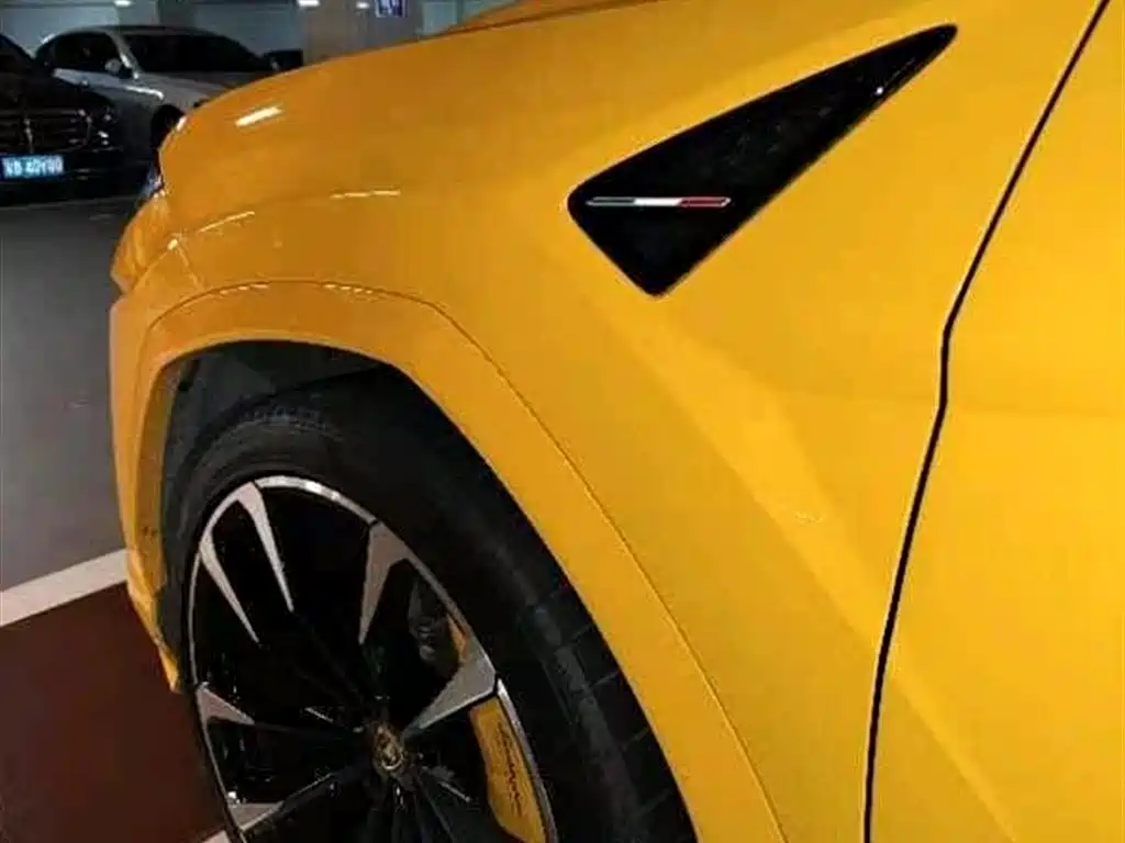Lamborghini Urus 2021 4.0T V8