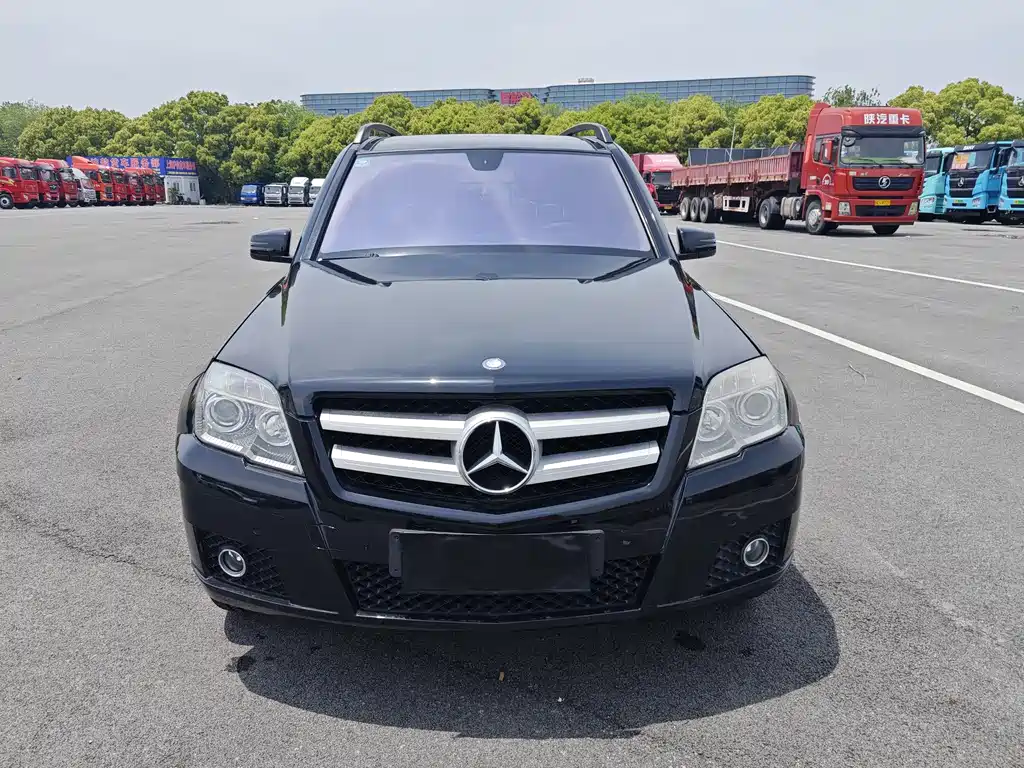 Mercedes-Benz GLK-Class (Import) 2012