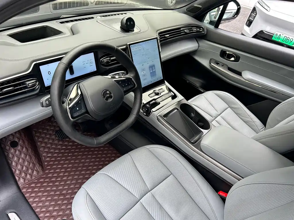 NIO ES8 — миниатюра 13