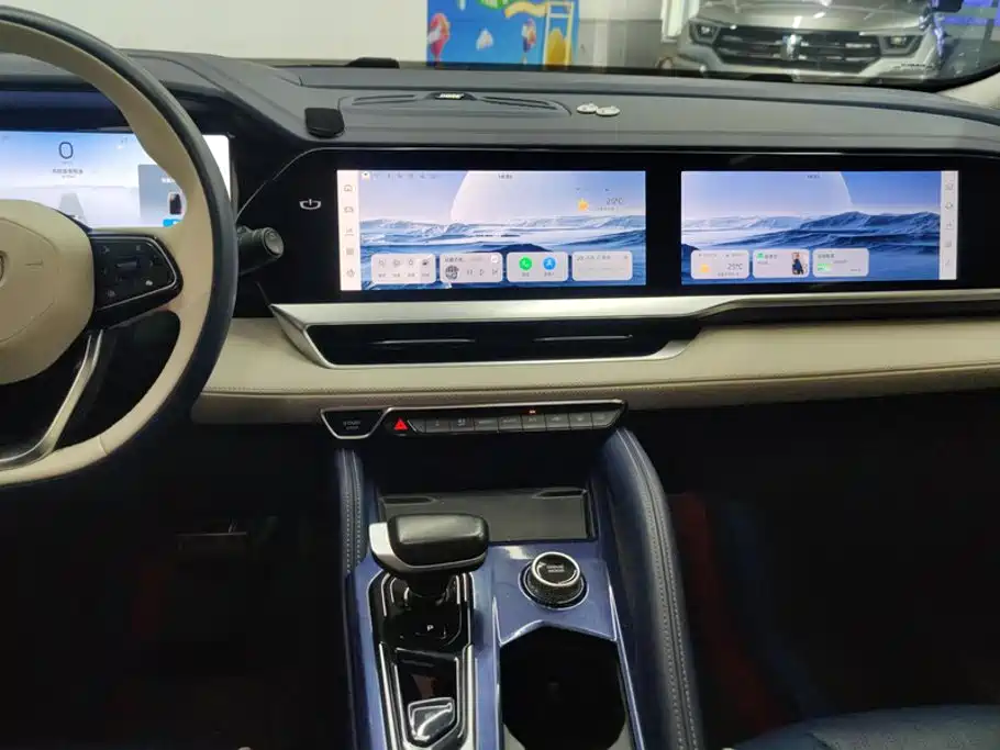 Geely Xingyue L — миниатюра 13