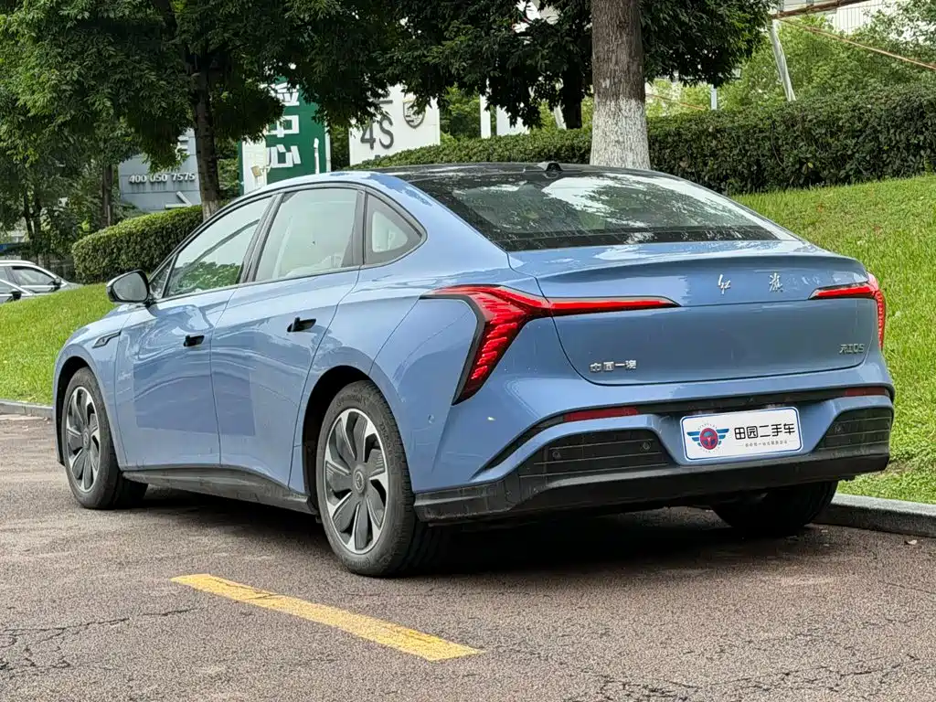 Hongqi Hongqi Tiangong 05 — миниатюра 4