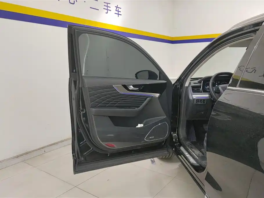 Hongqi HS5 2022 2.0T