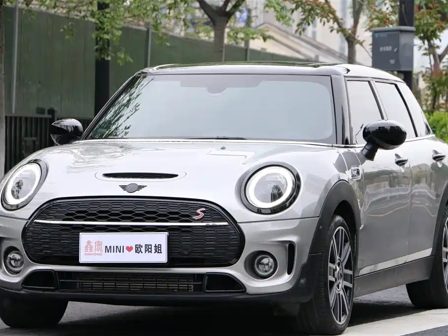 Mini Mini Clubman 2023