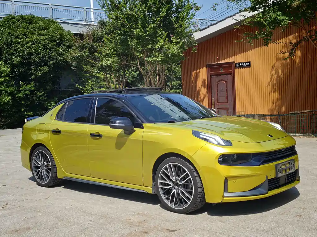 Lynk & Co 03 — миниатюра 3