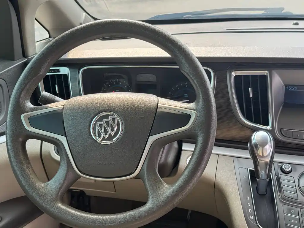 Buick GL8 — миниатюра 13