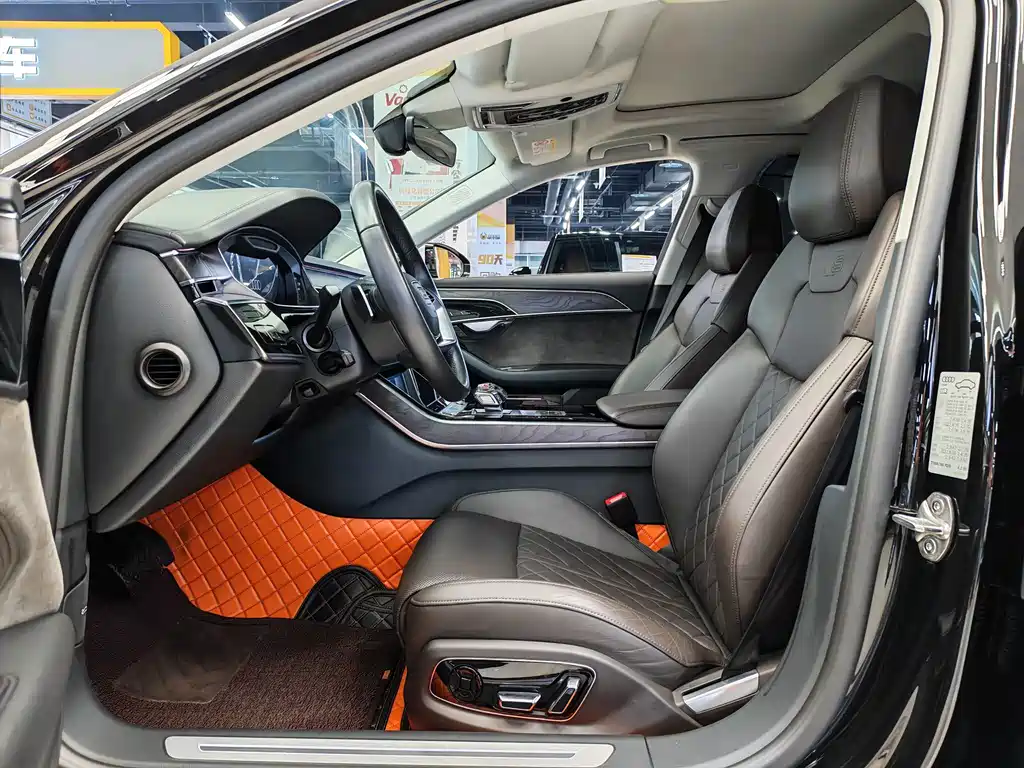 Audi A8 — миниатюра 4