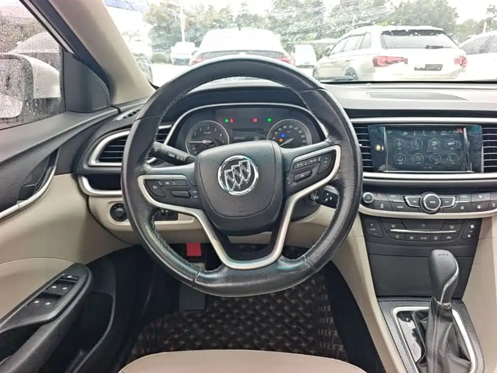 Buick Excelle — миниатюра 11